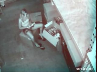 Красуня має a начальник оргазм immediately після мастурбує