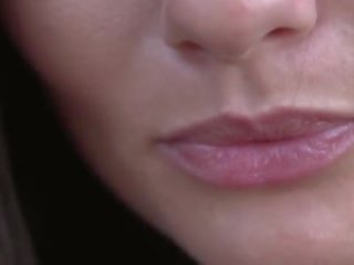 Michaela isizzu flawless প্রাকৃতিক তরুণী