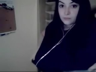 Гот молодий жінка кіно від величезний цицьки