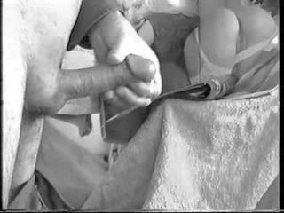 Изправен кур издънки голям изпразване spermshot стимулиране 2 камера angles