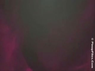 Leanne crow йде з оголеними грудьми в a santa капелюх