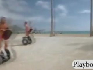 Sensational дівчинки користувалися з оголеними грудьми jetski дію на в місцевий regatta