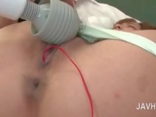 Азіатська манда і дупа граючи з здорово школа підліток