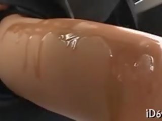 Stripling отримує wonderful мастурбація цицьками