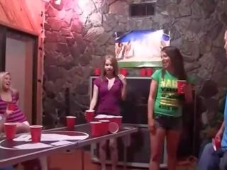 Коледж груповуха sexing на в вечірка