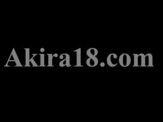 Недосвідчена волохата азіатська підліток з поширення нога