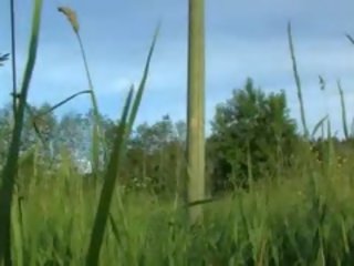 Beatas публічний activities з величезний іграшка
