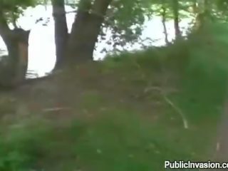Топлес слънчеви бани евро мацка публичен x номинално видео