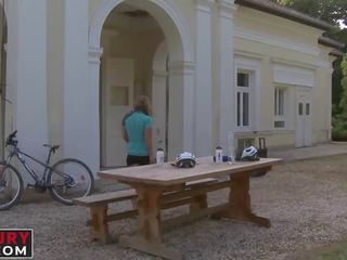 完美 肛門 他媽的 為 一 三人行 愛心 騎自行車的人 女神