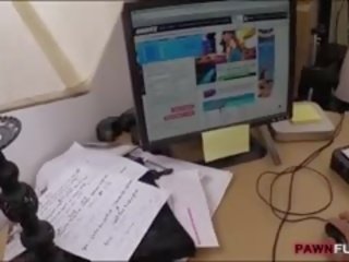 Malaki suso business dalagita nabunggo para a plane ticket likod bahay