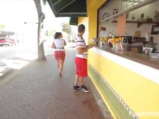 Clean-cut екзотичен дебеланки диана никол получава прецака в малко havana