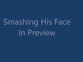 Великий його обличчя в preview