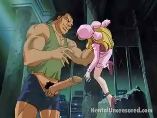 Aroused білявка хентай дочка смокче an величезний хуй на її