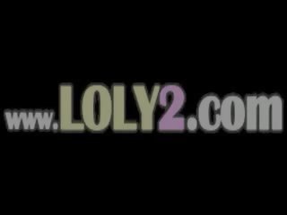 Breasty 금발의 사람 승마 거대한 장난감