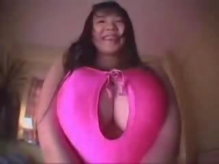 巨乳 东方的 亚洲人 年轻 女士 诱惑