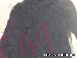 Реален gfs изложен: млад брюнетка рязко негов юношески извън и след това мастурбиране на легло