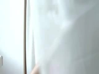 Czechian 饼干 莱拉 剥离 离
