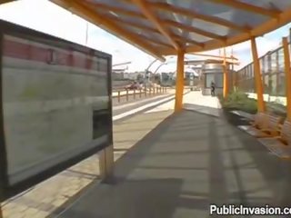 Зухвала публічний мінет