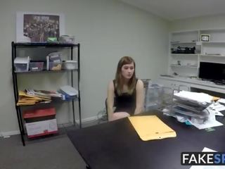 Alaina dawson получава тя путка пробити трудно на на маса