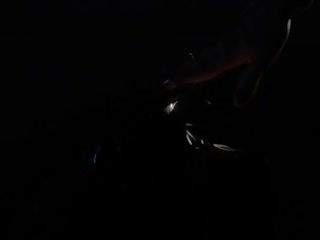З зав’язаними очима модель отримує ебать по ремінець на