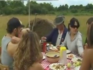 Гаряча краля 60 французька брюнетка хардкор анал