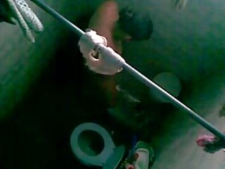 Душ шпигунська камера