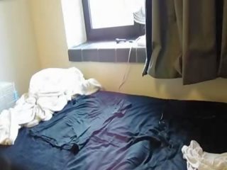 Закръглени любимец получаване на мастурбиране с дилдо