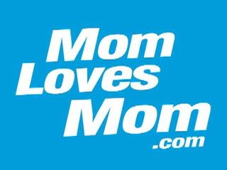 Мама любить мама: randy білявка momma в червоний панчохи приймає він подвійний