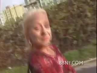 যেমন শীঘ্রই যেমন নগ্ন মেয়ে