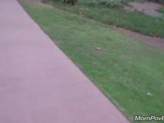 Гфро movs від масивний цицьки в публічний