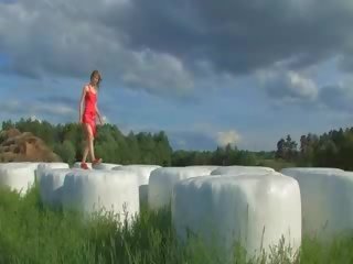 Дуже sedusive назовні фінгерінг манда