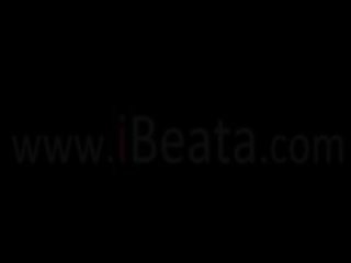 Beatas сад activities з величезний іграшка