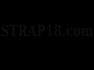 Космати лесбийки в найлон панталони copulating