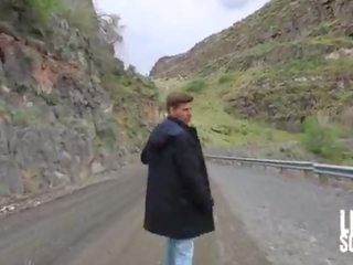 Знайдено harlot на сторона з дорога для машина ебать