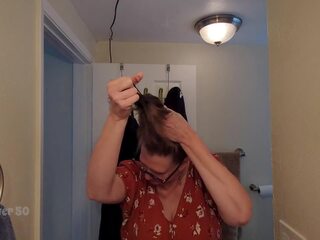 一 孤独 摩洛伊斯兰解放阵线 生情愫 一 steady 谁 rents 她的 地下室 公寓 该 landlady 部分 二