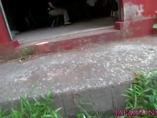 怪异 日本语 组 玩 同 喷出 青少年