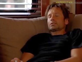 Сара потужність з оголеними грудьми сцена в californication.