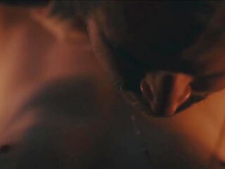 蓝色 情人节: 情人节 管 高清晰度 xxx 电影 mov vid f0