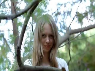 Витончений тендітна краля глорія відкриття