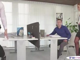 Bi threeway ofis gyzlaň söýgülisi takes gutarmak in mouth: mugt hd x rated clip movie de