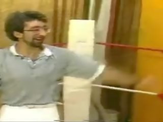 З оголеними грудьми ретро матусі wrestle, безкоштовно новий ретро брудна кліп кіно 6f