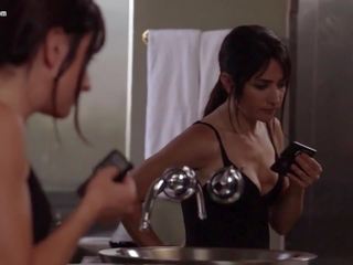 Iň beti ýalaňaç of californication - maggie grace eva amurri