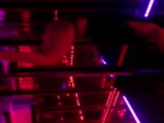 Stripline 스트립 쇼 2, 무료 관 2 트리플 엑스 클립 영화 8 층