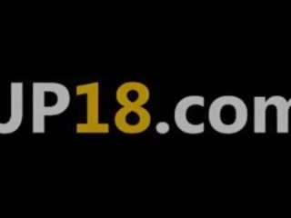 Гіно іграшка усередині з її stupendous вагіна