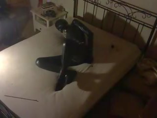 Struggling в handcuffs, безплатно аматьори hd възрастен клипс 62