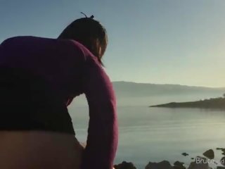 Sunrise секс відео - публічний fucking&comma; bj & сеча грати для крихітна краса