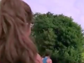 তরুণ কামাসক্ত দম্পতি চোদা মধ্যে গন