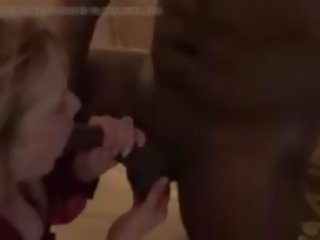 Съпруга смучене би би си: безплатно между различни раси секс клипс видео a8