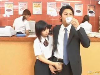 一 小 日本 妹妹 can`t 说 一些 事 出 loud 