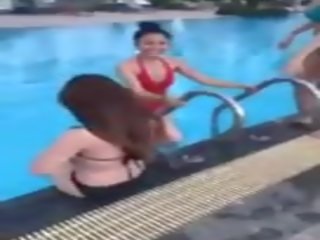 Відео бікіні suongangale magnificent mademoiselle сексуальна, секс кліп 00